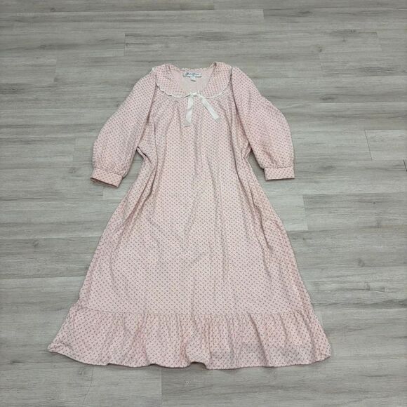 Other - Vintage Victorian Flannel Pink Nightgown 100 Cotton Cottagecore Large Made in US